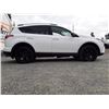 Image 11 : A9--  2017 TOYOTA RAV-4 AWD, White, 281 686 KM "NO RESERVE"