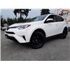 Image 1 : A9--  2017 TOYOTA RAV-4 AWD, White, 281 686 KM "NO RESERVE"