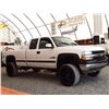 Image 10 : F3 --  2002 CHEVROLET SILVERADO 2500 HD CREW CAB 4X4, White, 456296 KM