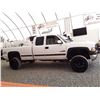 Image 11 : F3 --  2002 CHEVROLET SILVERADO 2500 HD CREW CAB 4X4, White, 456296 KM