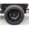 Image 26 : F3 --  2002 CHEVROLET SILVERADO 2500 HD CREW CAB 4X4, White, 456296 KM