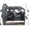 Image 52 : F3 --  2002 CHEVROLET SILVERADO 2500 HD CREW CAB 4X4, White, 456296 KM