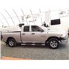 Image 10 : G2 --  2017 DODGE RAM 1500 ST EXT CAB 4X4, Grey, 116480 KM