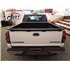 Image 18 : F1 --  2004 CHEVROLET SILVERADO 2500 4X4, White, 178 719 KM