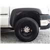 Image 33 : F1 --  2004 CHEVROLET SILVERADO 2500 4X4, White, 178 719 KM