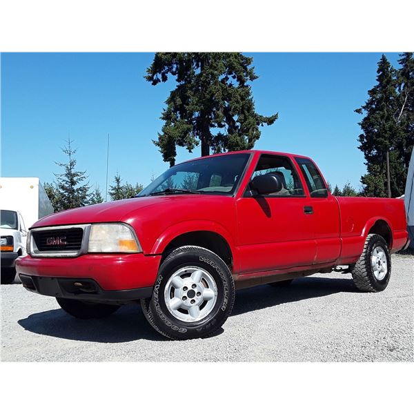 D1 --  2001 GMC SONOMA 4X4, Red, 157624 MILES