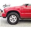 Image 22 : D1 --  2001 GMC SONOMA 4X4, Red, 157624 MILES