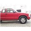 Image 25 : D1 --  2001 GMC SONOMA 4X4, Red, 157624 MILES