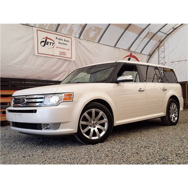 D4 --  2011 FORD FLEX LIMITED AWD, White, 236 792 KM's