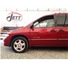 Image 20 : E1 --  2000 DODGE CARAVAN ES, Red, 155448 KM