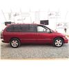 Image 7 : E1 --  2000 DODGE CARAVAN ES, Red, 155448 KM