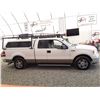 Image 10 : G4 --  2005 FORD F150 EXT CAB, White, 254026 KM