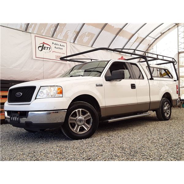 G4 --  2005 FORD F150 EXT CAB, White, 254026 KM