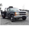 Image 6 : 0B -- 1997 CHEVROLET GMT400 K3500 4X4 FLAT DECK, Green, 231321 Km's TMU