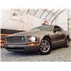 Image 2 : C4 --  2005 FORD MUSTANG, Grey, 216 863 KM's