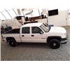 Image 11 : A7 --  2004 CHEVROLET SILVERADO 2500 4X4, White, 178 719 KM    "NO RESERVE"