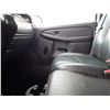 Image 77 : A7 --  2004 CHEVROLET SILVERADO 2500 4X4, White, 178 719 KM    "NO RESERVE"