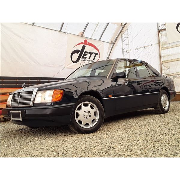 C6C --  1992 MERCEDES 300DT , Blue, 248163 KM