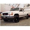 Image 2 : A5 --  1997 GMC SIERRA 1500 EXT CAB DIESEL 4X4, WHITE, 299,578 KMS  "NO RESERVE"