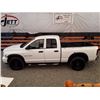 Image 18 : F4 --  2004 DODGE RAM 1500 ST EXT CAB 4X4, , 597413 KM