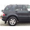 Image 28 : A9 --  2001 MERCEDES ML320 AWD , Blue, 165701 TMU KM  "NO RESERVE"