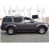 Image 10 : D5 --  2006 NISSAN PATHFINDER LE 4X4 , Grey, 150,998 MILES KM