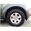 Image 30 : D5 --  2006 NISSAN PATHFINDER LE 4X4 , Grey, 150,998 MILES KM