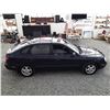 Image 9 : B6 --  2003 HYUNDAI ELANTRA GLS, Blue, 230150 KM