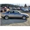 Image 12 : A8 --  2003 VW PASSAT GLS , Grey, 209627 KM