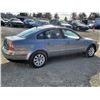 Image 14 : A8 --  2003 VW PASSAT GLS , Grey, 209627 KM