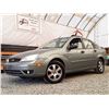 Image 1 : A12C --  2006 FORD FOCUS ZX4 , Green, 316466 KM