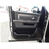 Image 111 : 0A -- 2016 DODGE RAM 3500 SLT CREW CAB 4X4, Silver, 151132 KM