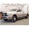 Image 2 : 0A -- 2016 DODGE RAM 3500 SLT CREW CAB 4X4, Silver, 151132 KM