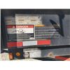 Image 17 : 0D -- 2015 RAINBOW TRAILER DUMP BOX, BLACK