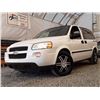 Image 2 : C5 --  2009 CHEVROLET UPLANDER LS, White, 182450 KM