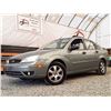 Image 1 : A12C --  2006 FORD FOCUS ZX4 , Green, 316466 KM