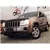 Image 3 : E1 --  2006 JEEP GRAND CHEROKEE LAREDO 4X4, Brown, 269156 KM