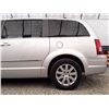 Image 27 : E4 --  2010 CHRYSLER TOWN & COUNTRY TOURING, Grey, 254594 KM