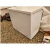 Image 1 : Apt Size Freezer