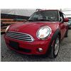 Image 3 : A7 --  2009 MINI COOPER CLUBMAN, Red, 220899 KM