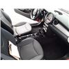 Image 41 : A7 --  2009 MINI COOPER CLUBMAN, Red, 220899 KM