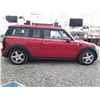 Image 8 : A7 --  2009 MINI COOPER CLUBMAN, Red, 220899 KM