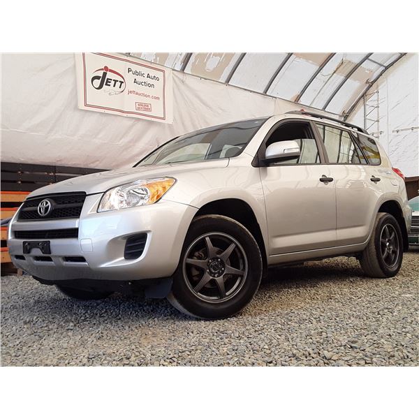 B3 --  2010 TOYOTA RAV 4 4X4, Grey, 286654 KM