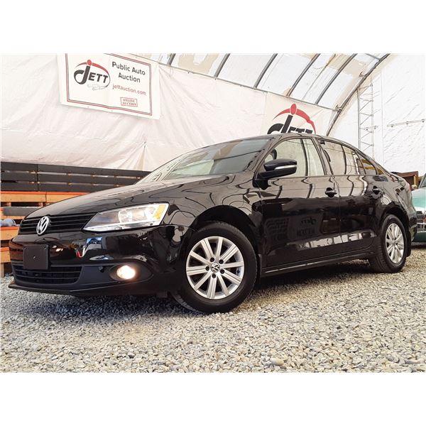 B6 --  2014 VOLKSWAGEN JETTA SE, Black, 190 768 KM
