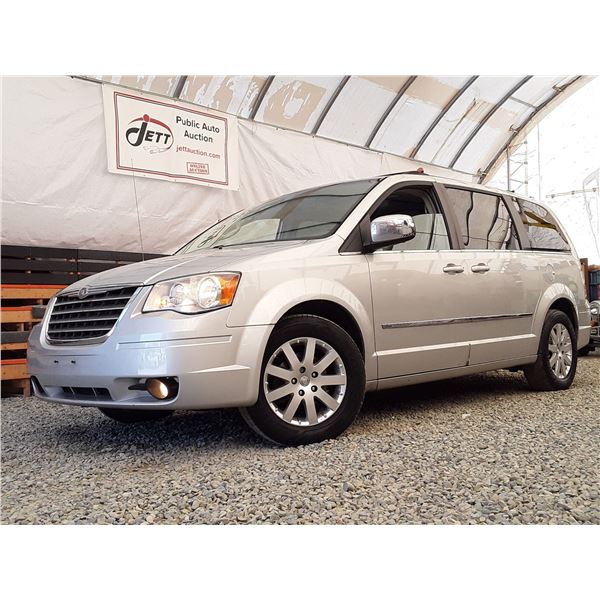E4 --  2010 CHRYSLER TOWN & COUNTRY TOURING, Grey, 254594 KM