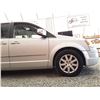 Image 34 : E4 --  2010 CHRYSLER TOWN & COUNTRY TOURING, Grey, 254594 KM