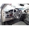 Image 69 : E4 --  2010 CHRYSLER TOWN & COUNTRY TOURING, Grey, 254594 KM