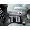 Image 87 : E4 --  2010 CHRYSLER TOWN & COUNTRY TOURING, Grey, 254594 KM