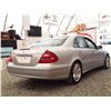 Image 13 : I1 --  2004 MERCEDES E320, Grey, 214716 KM