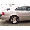 Image 36 : I1 --  2004 MERCEDES E320, Grey, 214716 KM